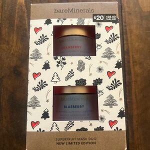 bareMinerals Cranberry and Blueberry Face Mask Set